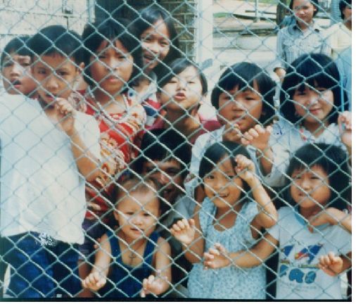 Bóng Nước Hồng Kông